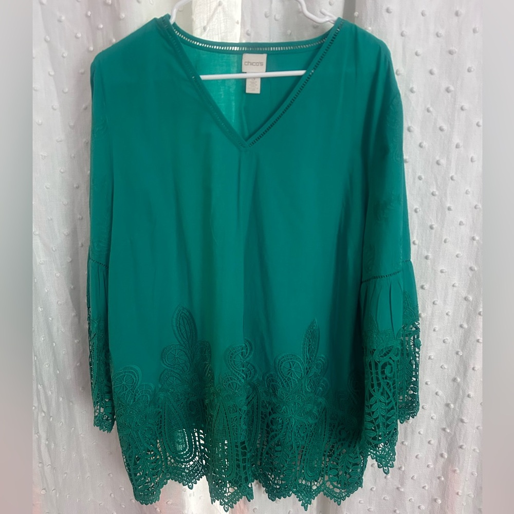 EUC green Chicos size 3 blouse